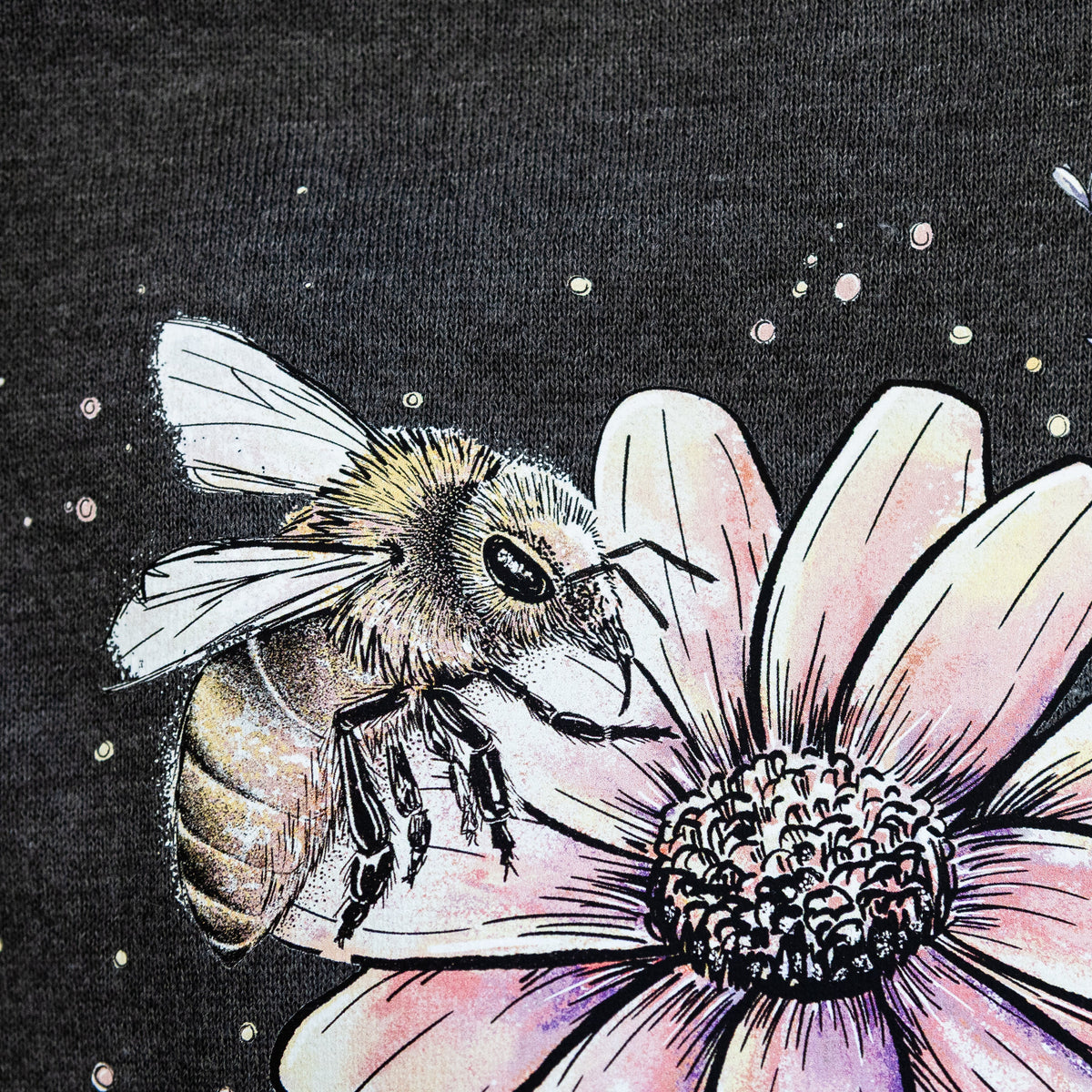 Bee with Wildflowers - Cali Wave Hooded Sweatshirt