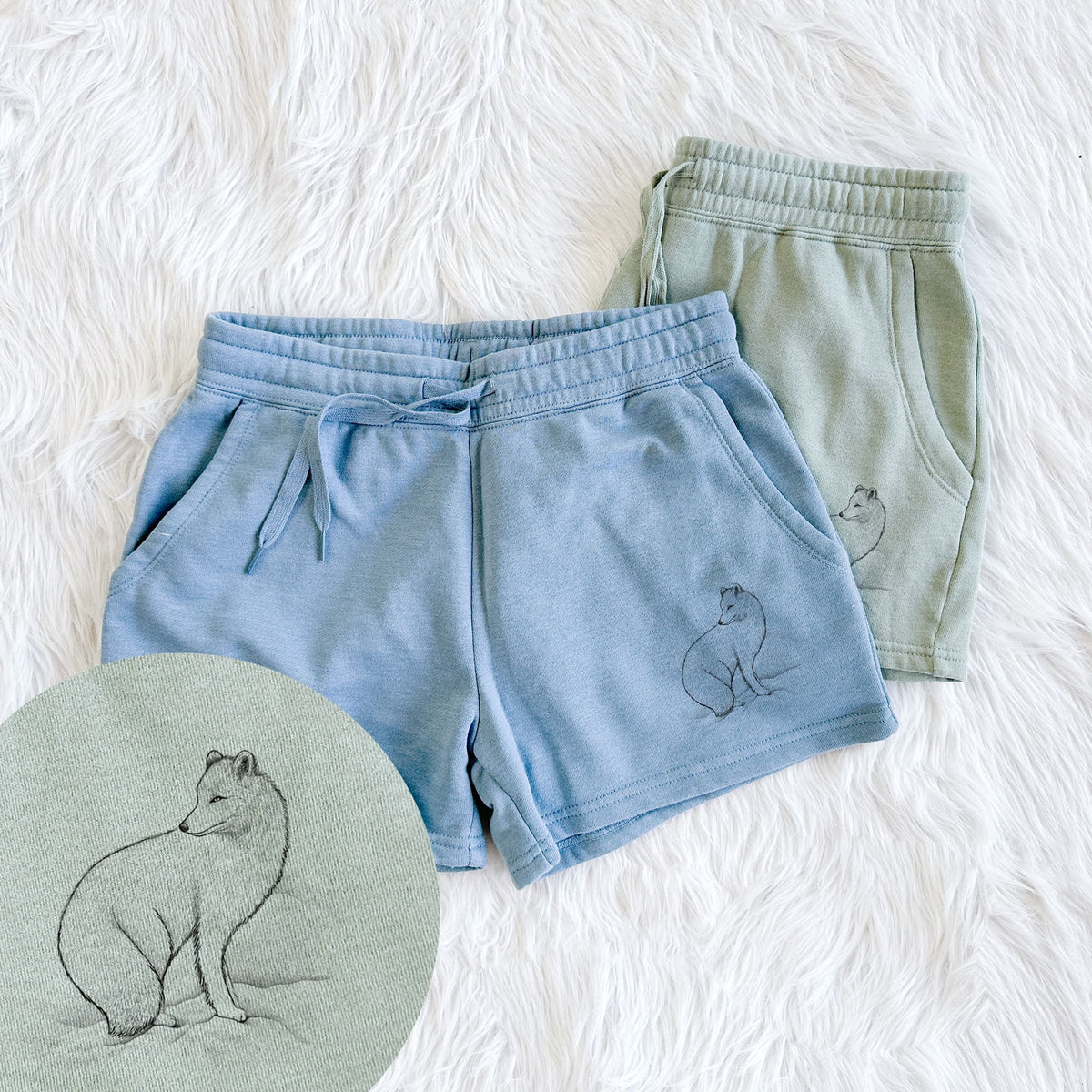 Arctic Fox - Vulpes lagopus - Women's Cali Wave Shorts