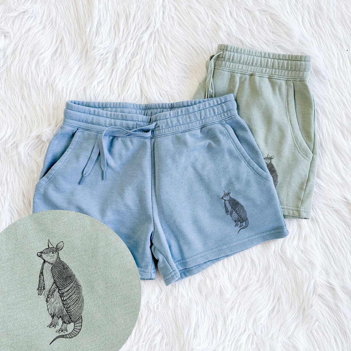 Nine-Banded Armadillo - Dasypus novemcinctus - Women's Cali Wave Shorts