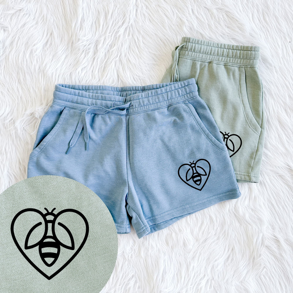 Bee Heart Icon - Women's Cali Wave Shorts
