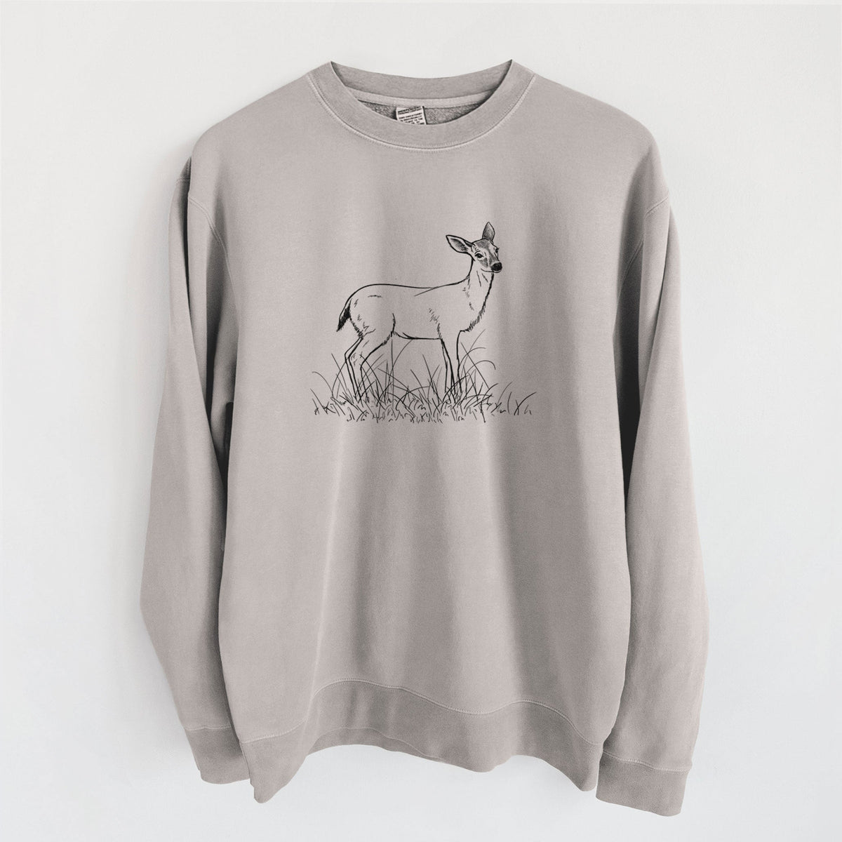 Black-tailed Deer Doe - Odocoileus hemionus hemionus - Unisex Pigment Dyed Crew Sweatshirt