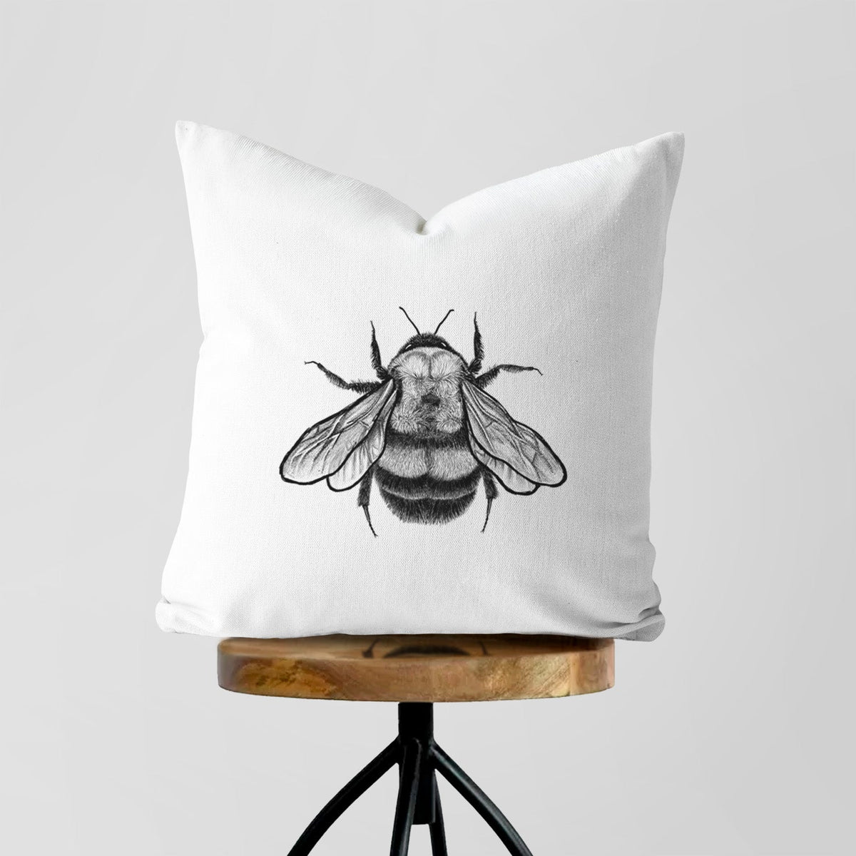 Bombus Affinis - Rusty-Patched Bumble Bee - Throw Pillow Cover