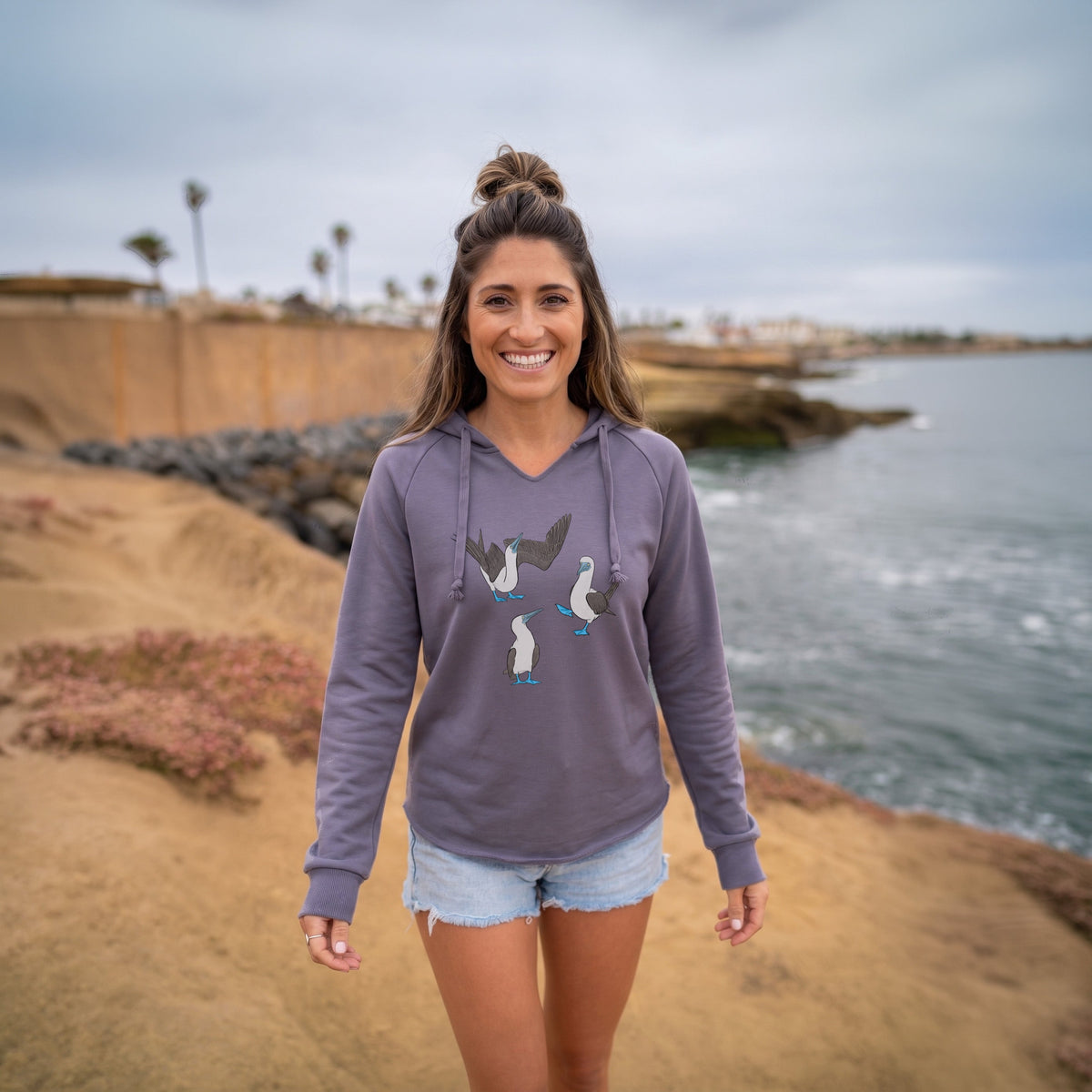 Blue-footed Booby Trio - Sula nebouxii - Cali Wave Hooded Sweatshirt