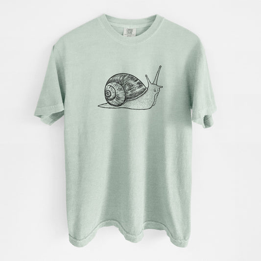 Brown Garden Snail - Cornu aspersum - Unisex Comfort Colors Garment-Dyed Heavyweight T-shirt
