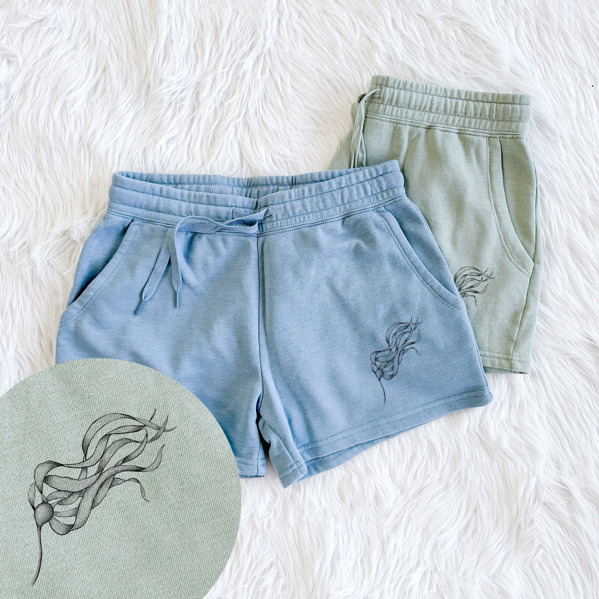 Bull Kelp - Nereocystis Luetkeana - Women's Cali Wave Shorts