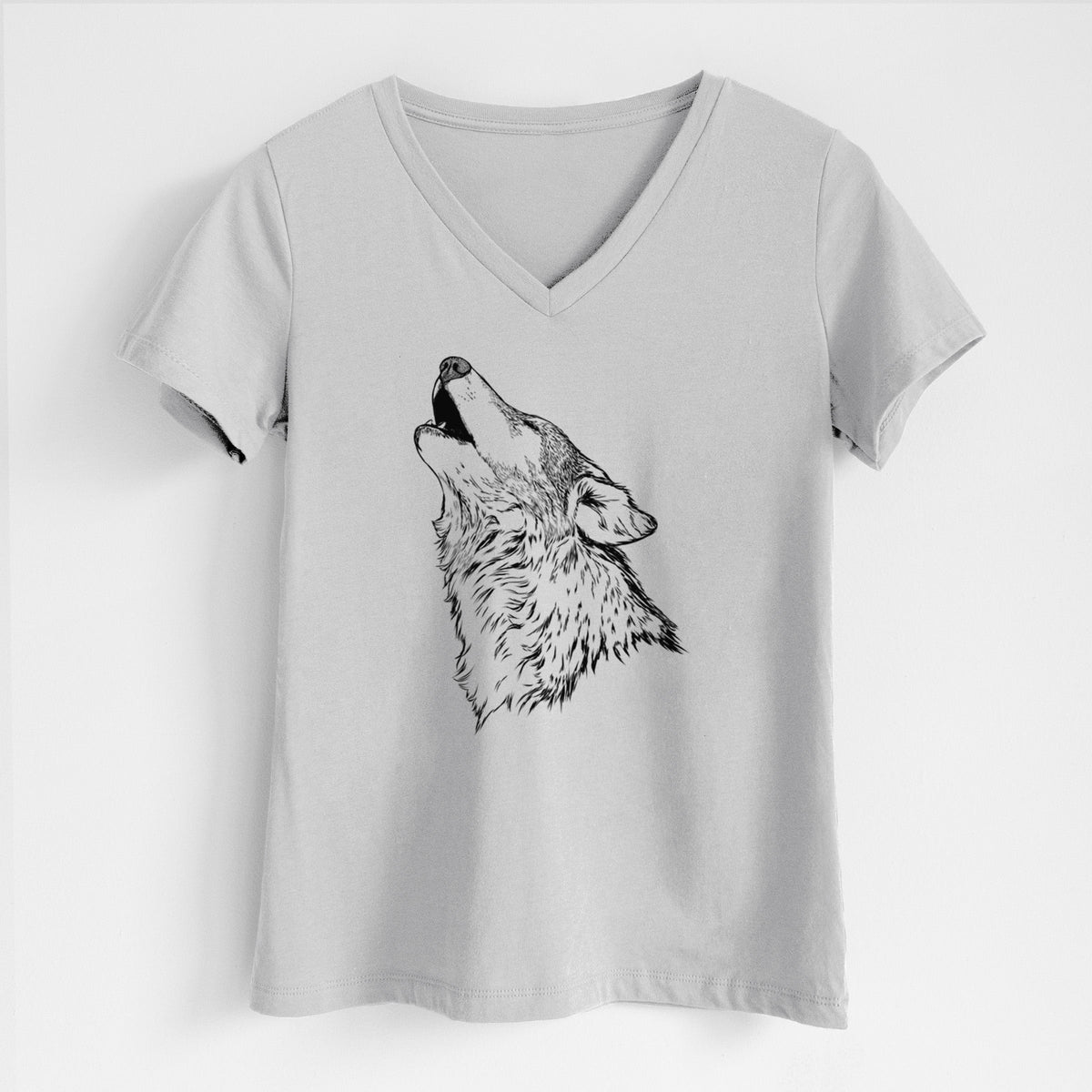 Canis lupus - Grey Wolf Howling - Women's Lightweight Relaxed Fit 100% Cotton V-neck