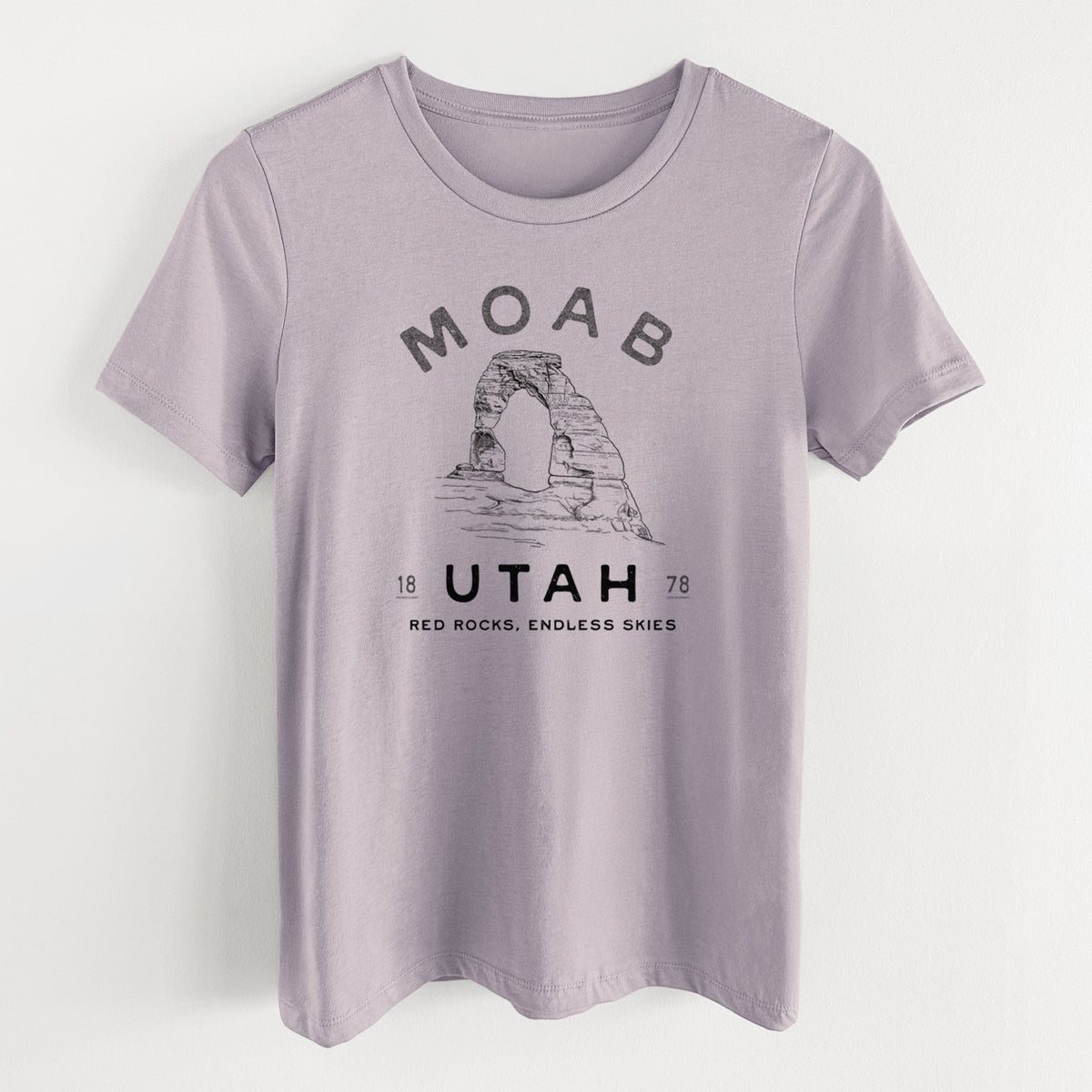 Moab Utah Delicate Arch - Women's Lightweight Relaxed Fit 100% Cotton Crewneck