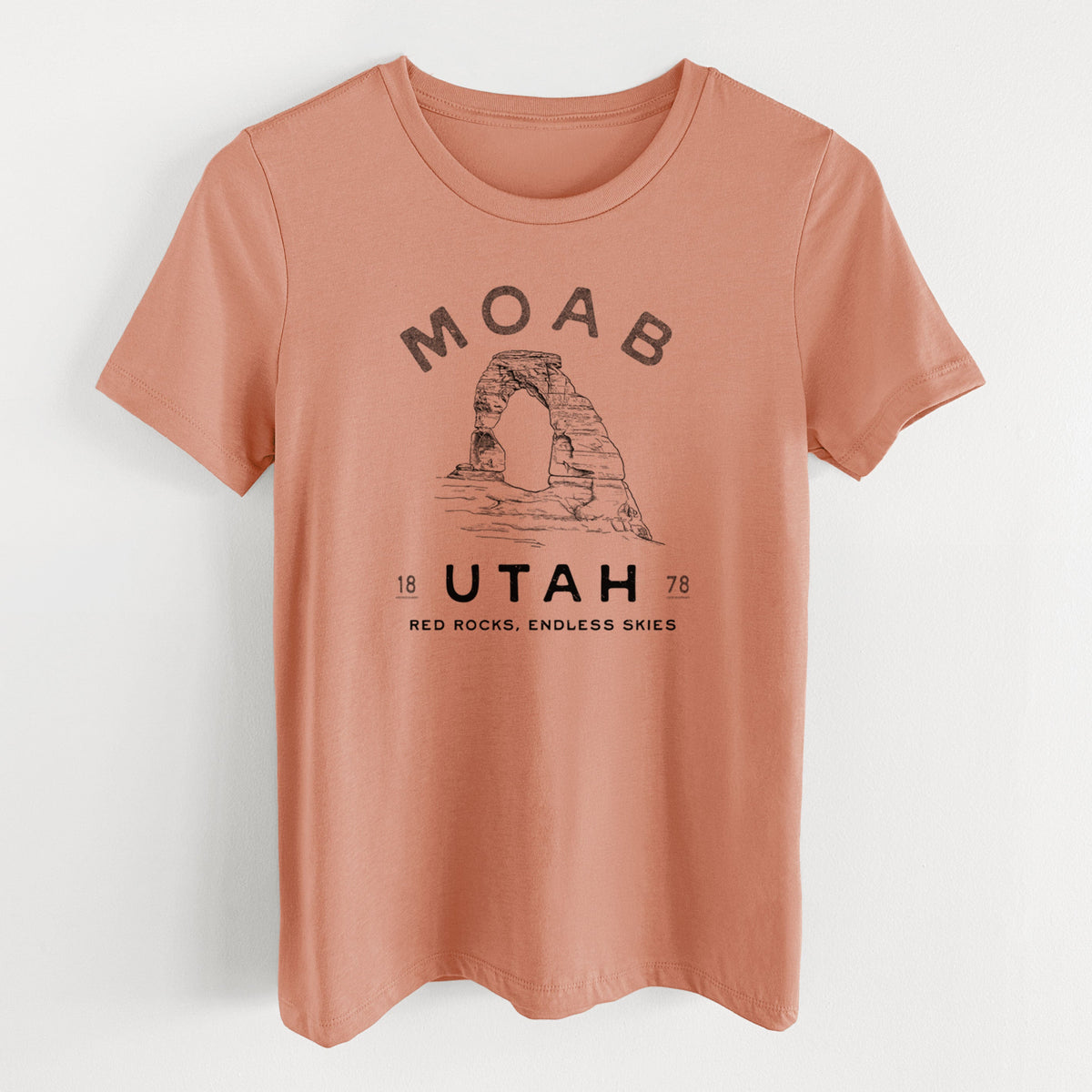 Moab Utah Delicate Arch - Women's Lightweight Relaxed Fit 100% Cotton Crewneck