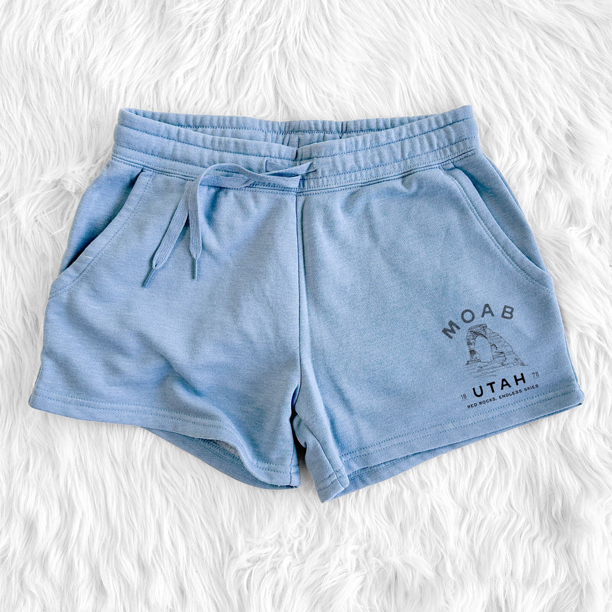 Moab Utah Delicate Arch - Women's Cali Wave Shorts
