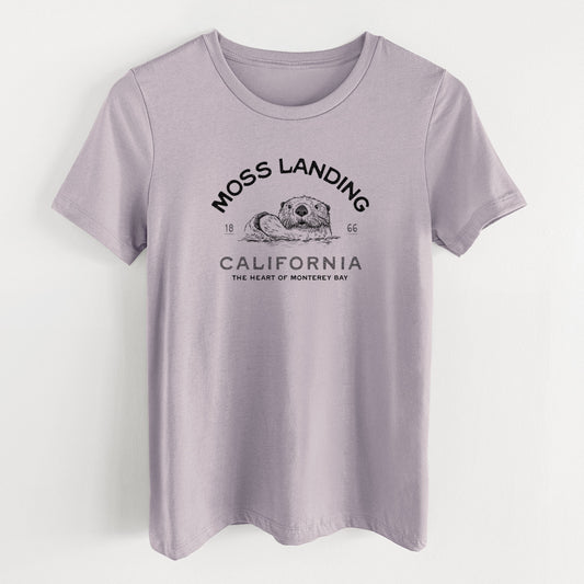 Moss Landing California - Sea Otter - Women's Lightweight Relaxed Fit 100% Cotton Crewneck