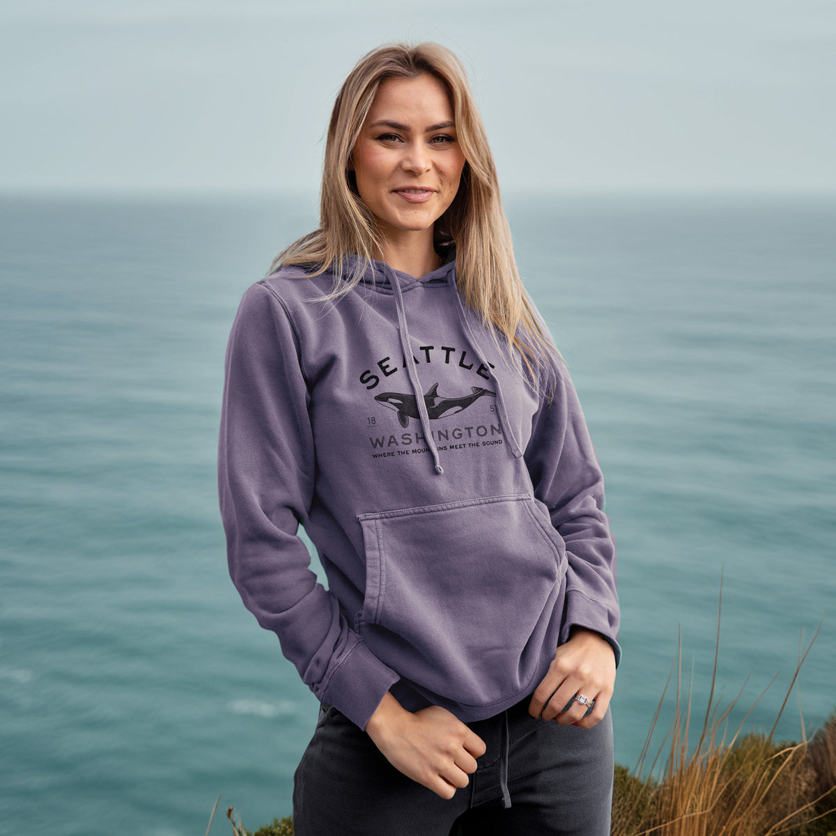 Seattle Washington - Orca - Unisex Pigment Dyed Hoodie