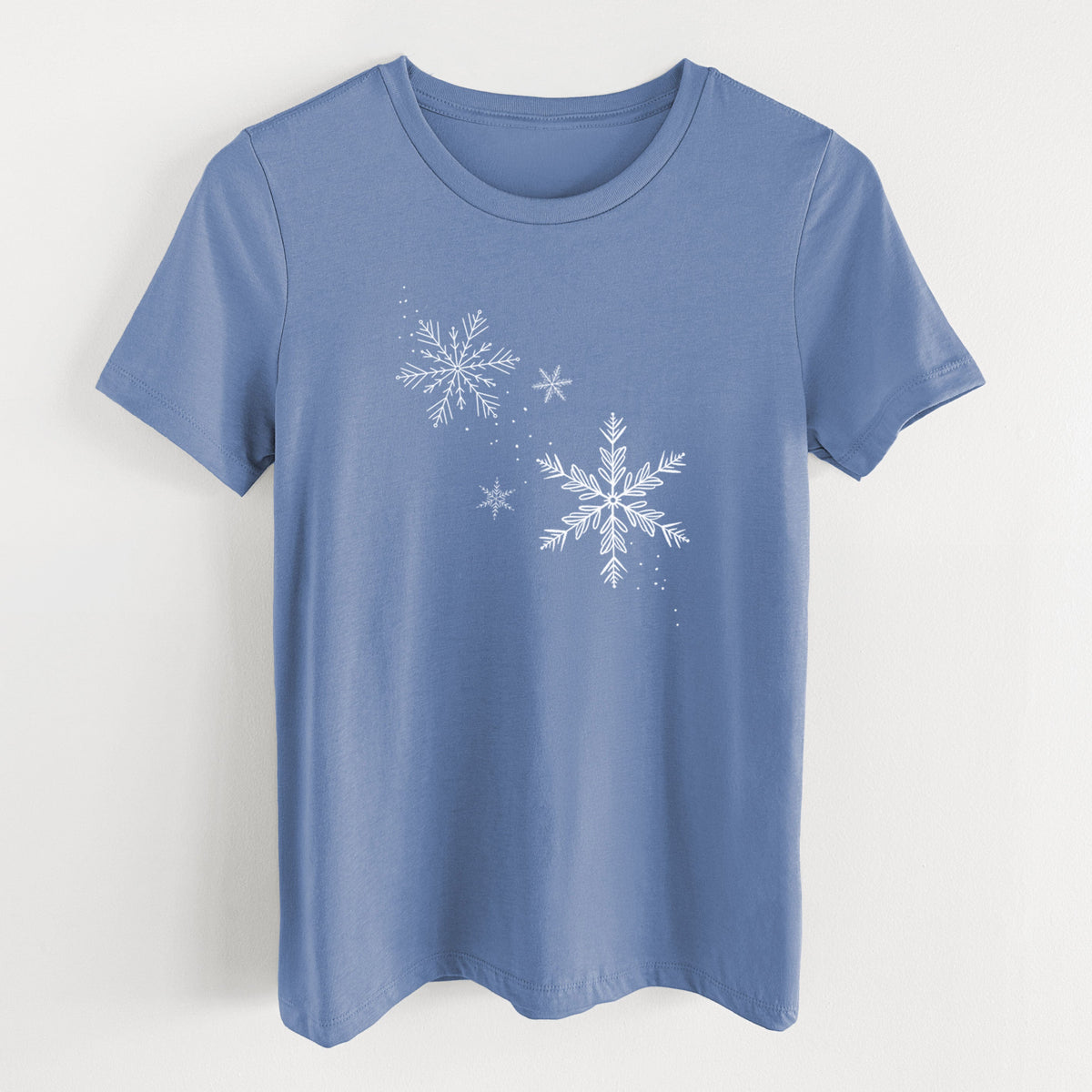 Falling Snowflakes - Women's Lightweight Relaxed Fit 100% Cotton Crewneck