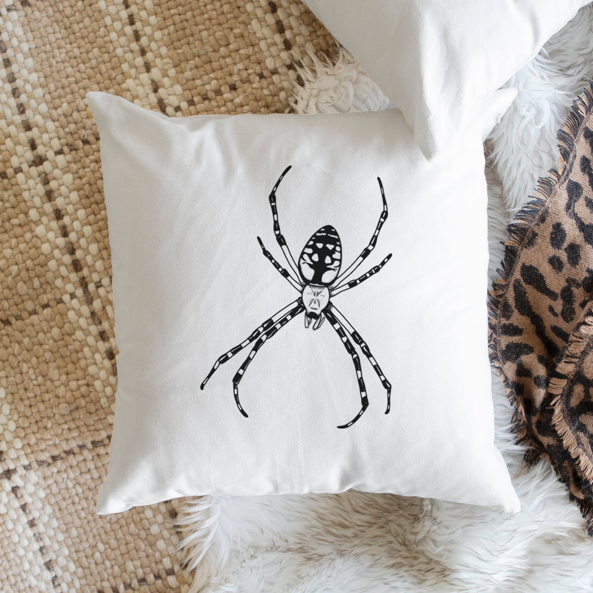 Argiope aurantia - Yellow Garden Spider - Throw Pillow Cover