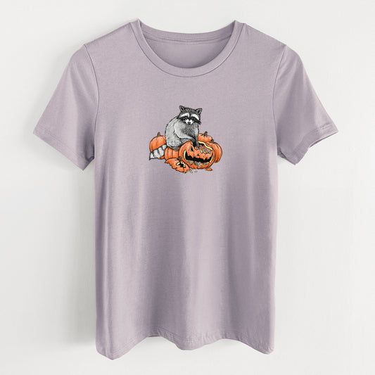 The Raccoon and the Jack-o'-Lantern - Women's Lightweight Relaxed Fit 100% Cotton Crewneck