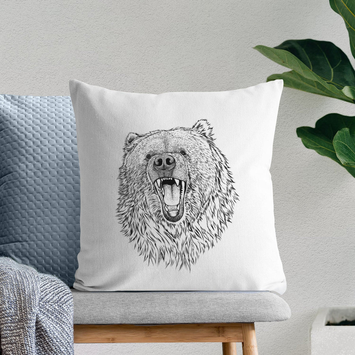 Ursus arctos - Kodiak Bear - Throw Pillow Cover
