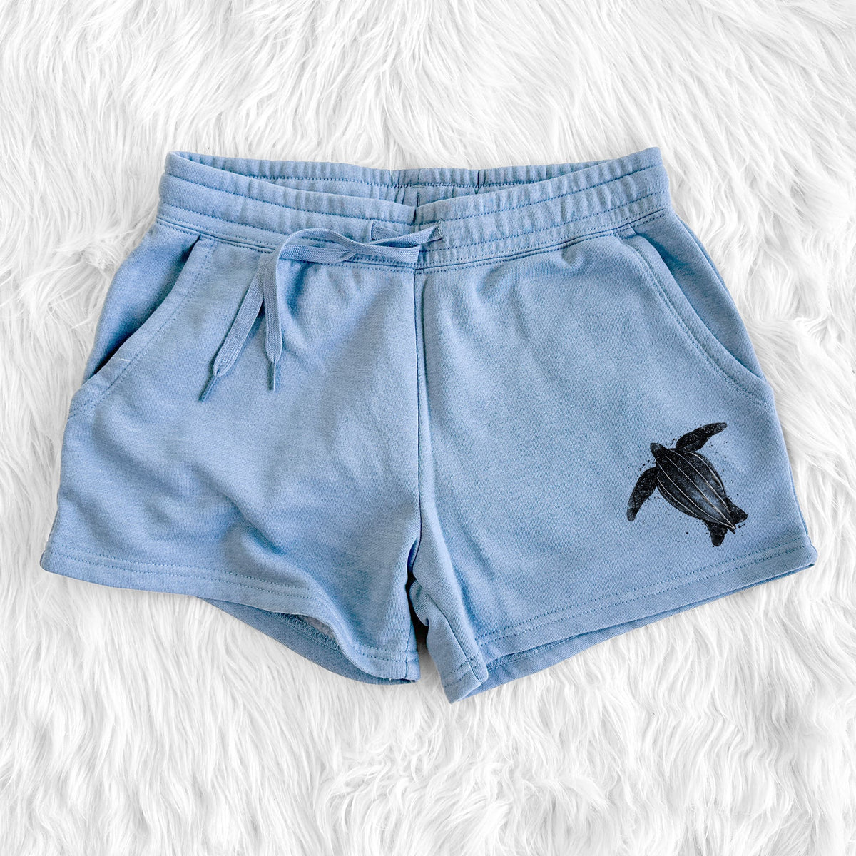 Leatherback - Dermochelys coriacea - Women's Cali Wave Shorts