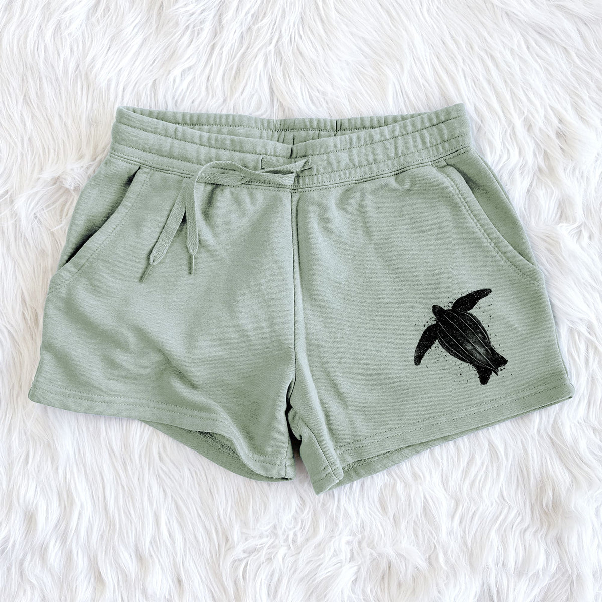 Leatherback - Dermochelys coriacea - Women's Cali Wave Shorts