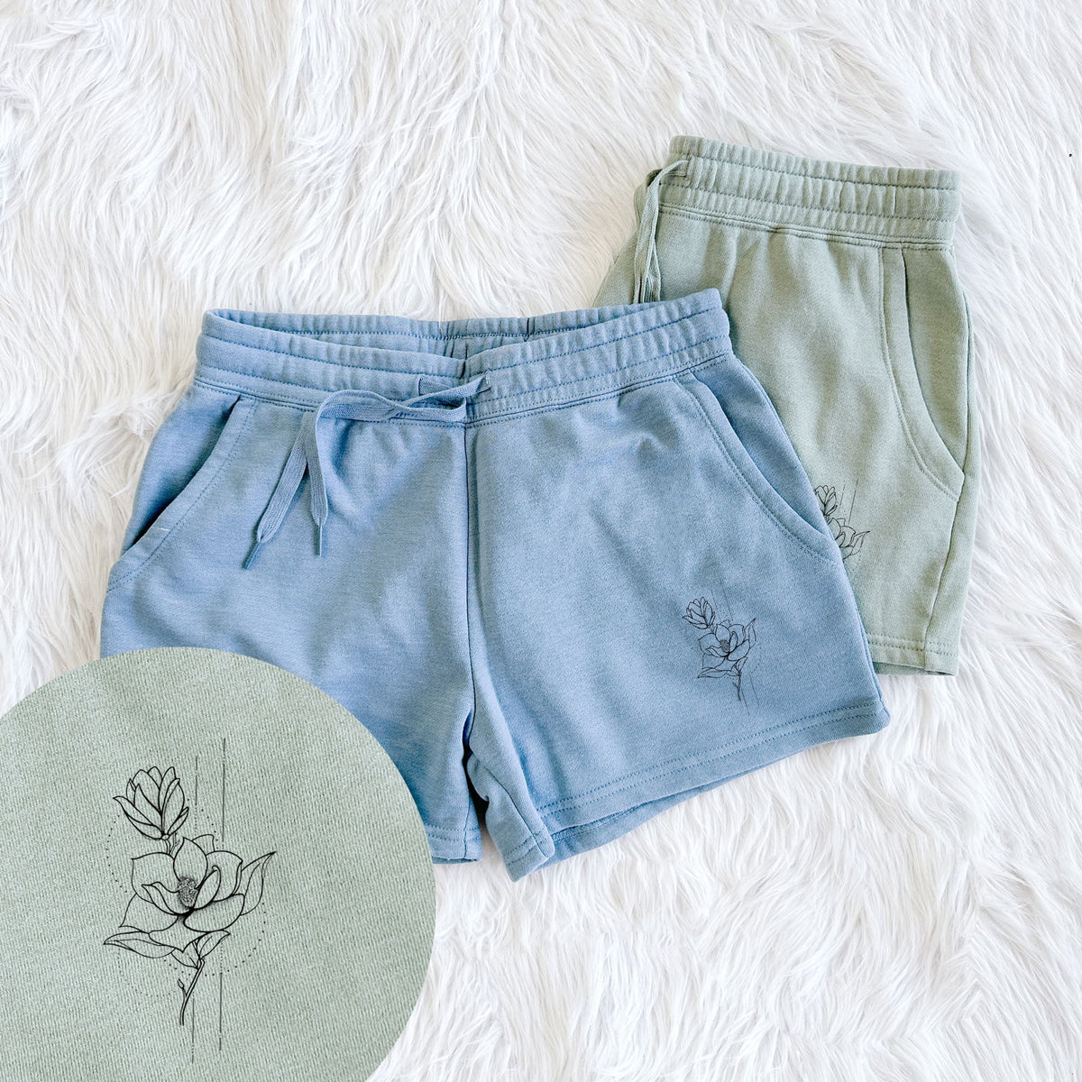 Southern Magnolia Stem - Women's Cali Wave Shorts