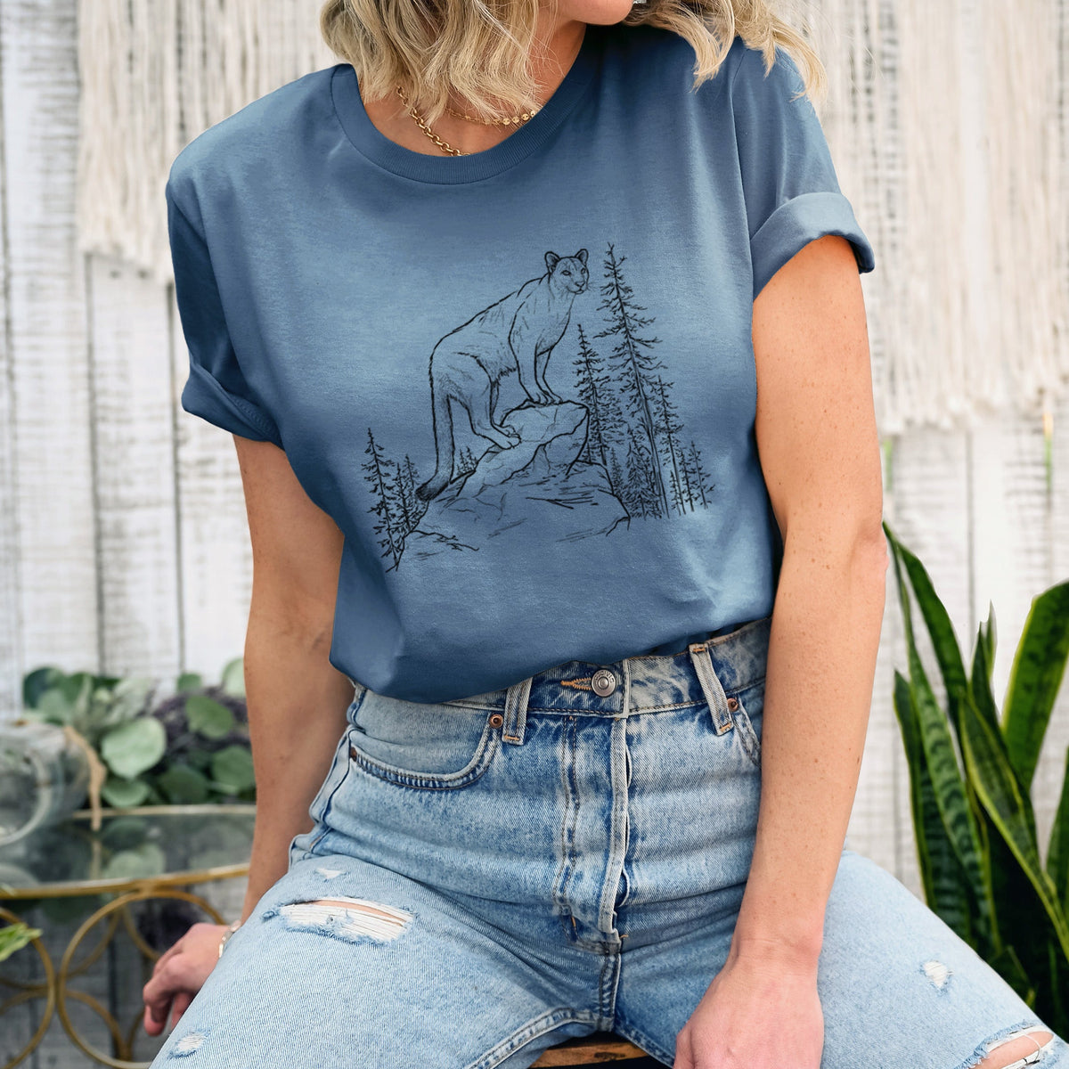 Mountain Lion - Puma concolor - Lightweight 100% Cotton Unisex Crewneck
