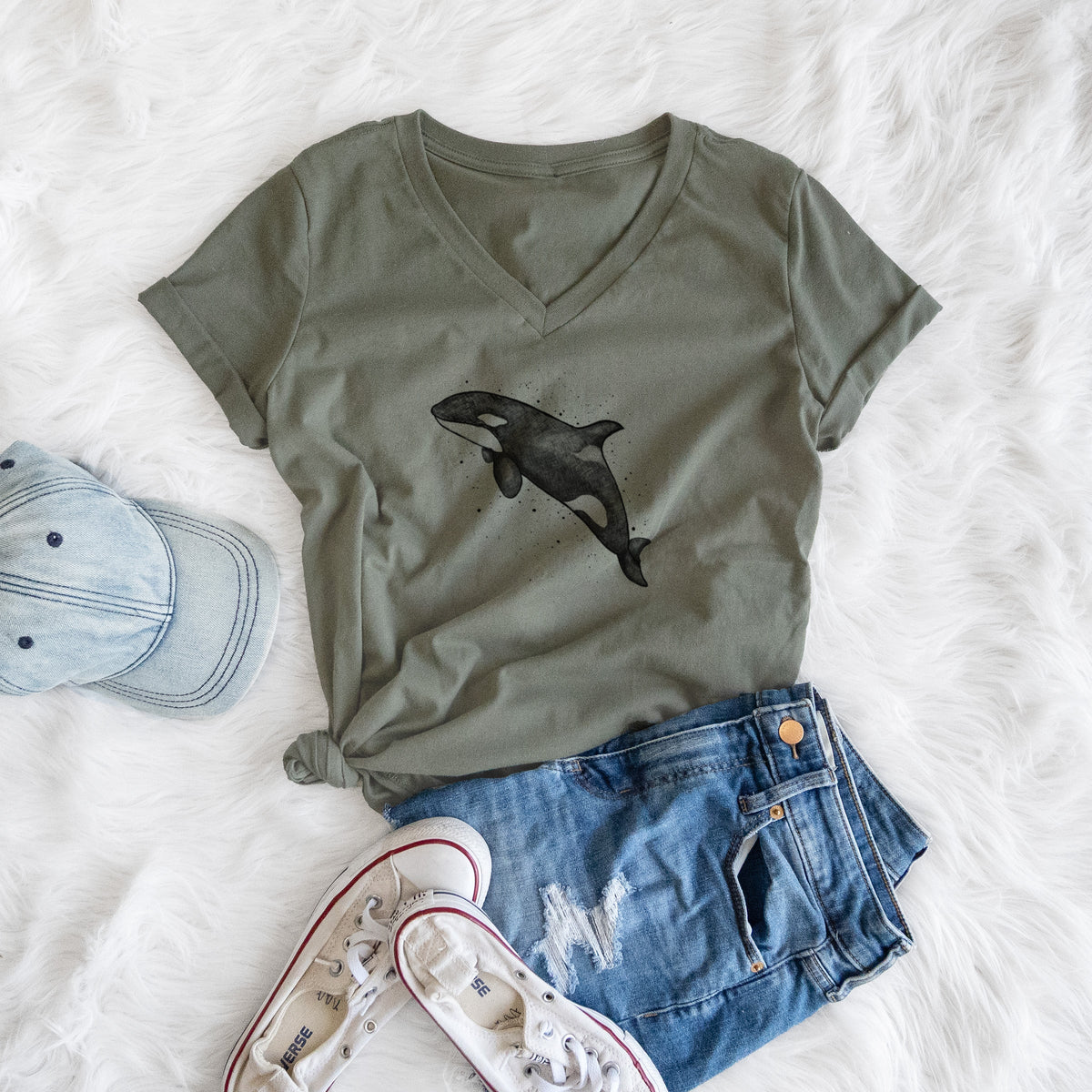 Orca Whale - Women's Lightweight Relaxed Fit 100% Cotton V-neck