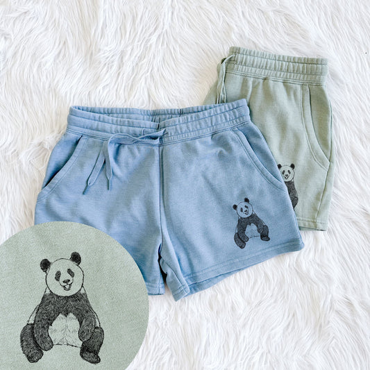 Ailuropoda melanoleuca - Giant Panda Sitting - Women's Cali Wave Shorts