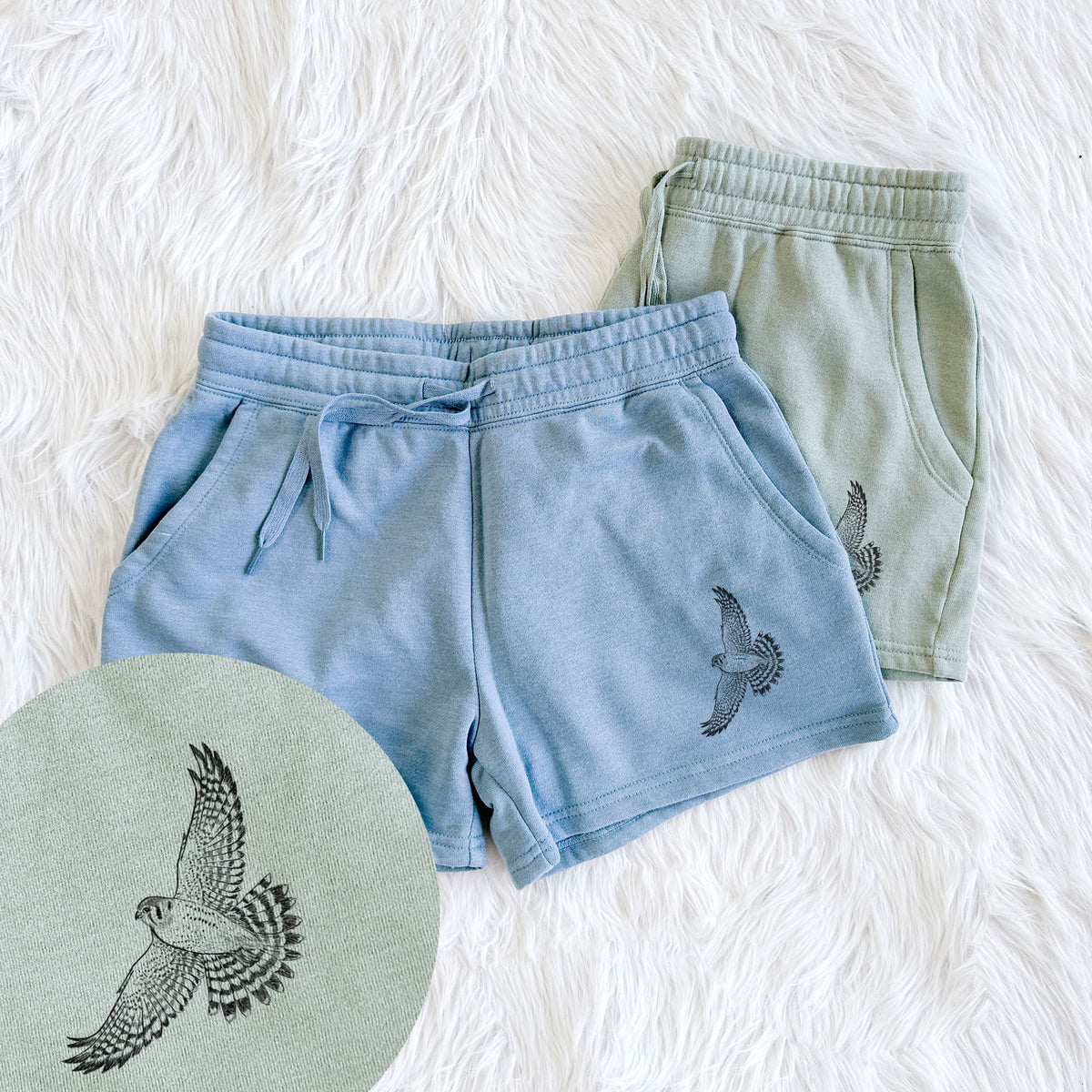 Soaring American Kestrel - Falco sparverius - Women's Cali Wave Shorts