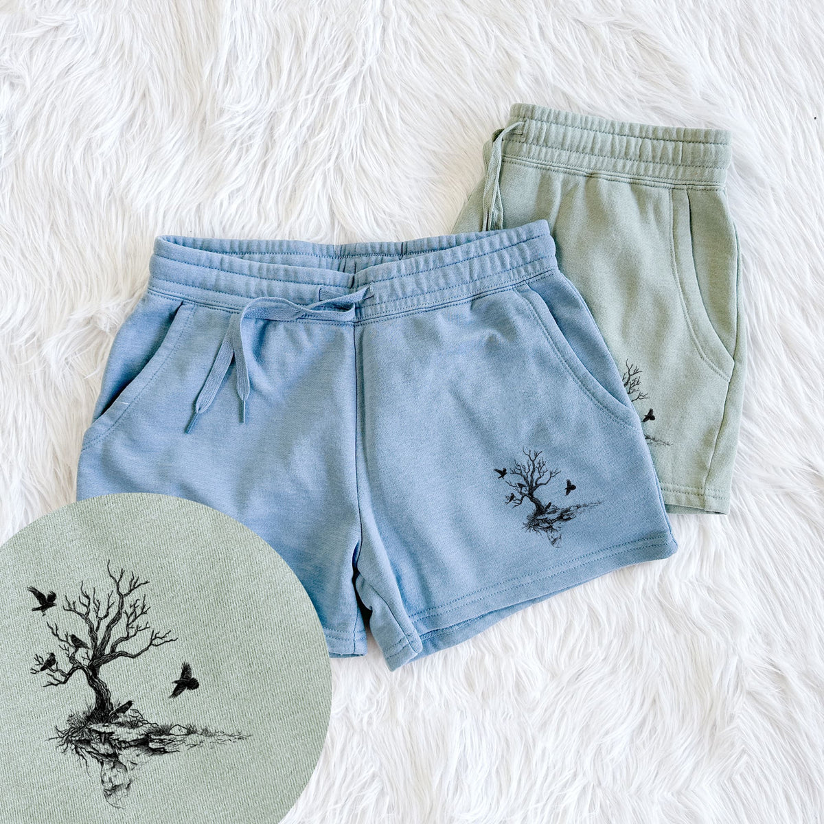 Twisted Tree with Ravens - Women's Cali Wave Shorts