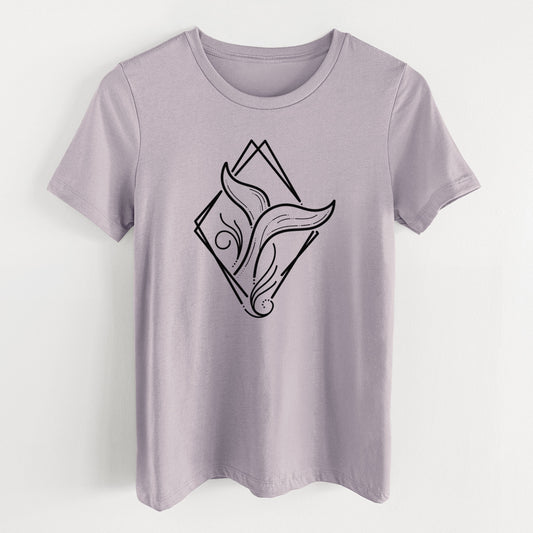 Whale Diamond - Women's Lightweight Relaxed Fit 100% Cotton Crewneck